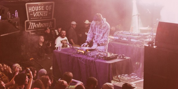 Ryan Hemsworth at Mohawk. (Photo by: Ellie Pritts, AUX TV)