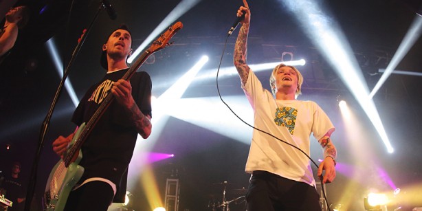 Neck Deep (Photo by: Riley Taylor, AUX TV)