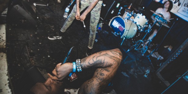 HO99O9 at The Comfort Zone, Photo by: RIck Clifford, AUX.TV